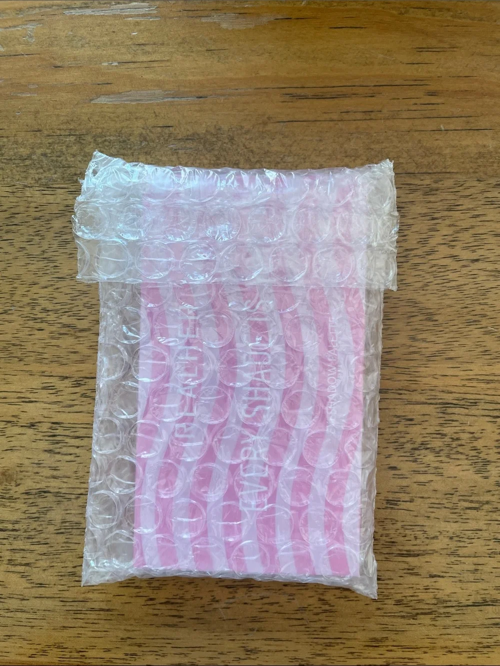 RealHer Eyeshadow Palette in Pink Wave Design